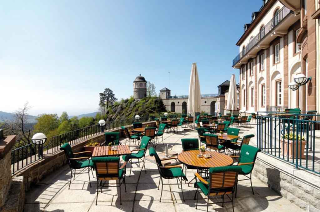 Schlosshotel Buehlerhoehe Schonbuch Exterior photo