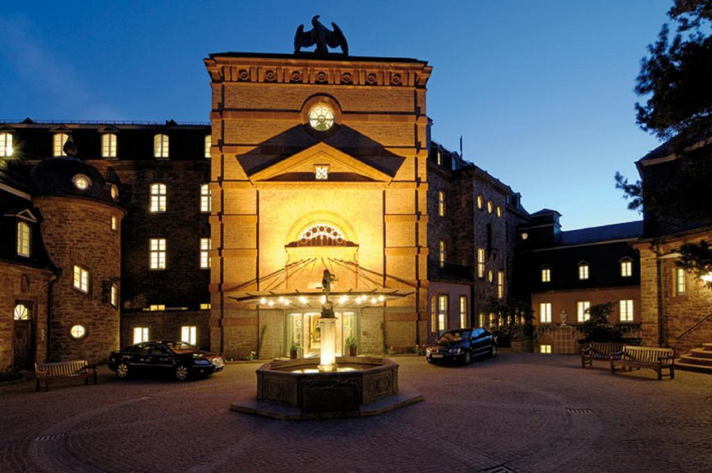 Schlosshotel Buehlerhoehe Schonbuch Exterior photo